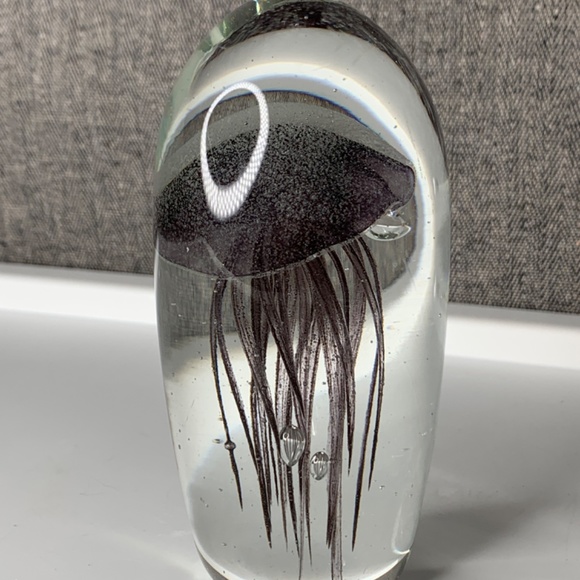 Art Glass Black Tropical Jellyfish Paperweight Collectible - Picture 3 of 5